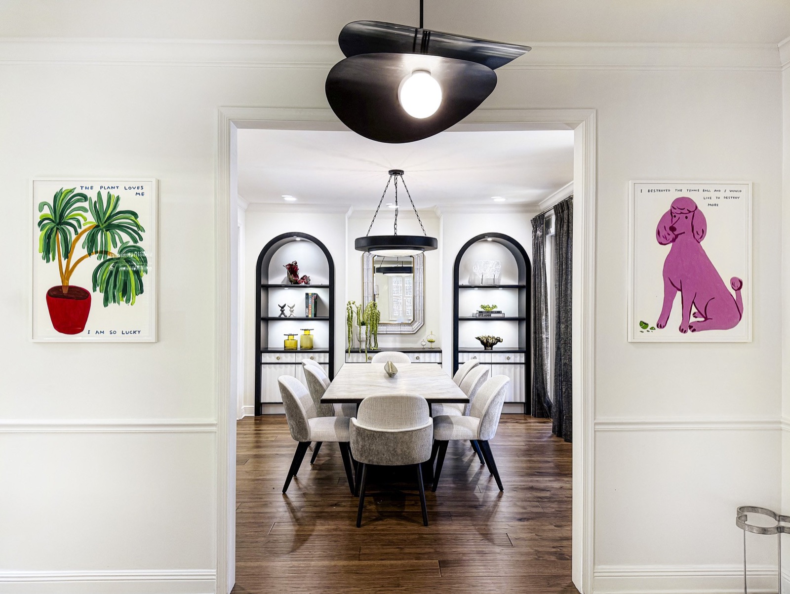 A tailored dining room in Rio Vista
